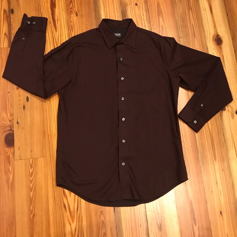 Burgundy VAN HEUSEN dress shirt, size 15-15 1/2 M